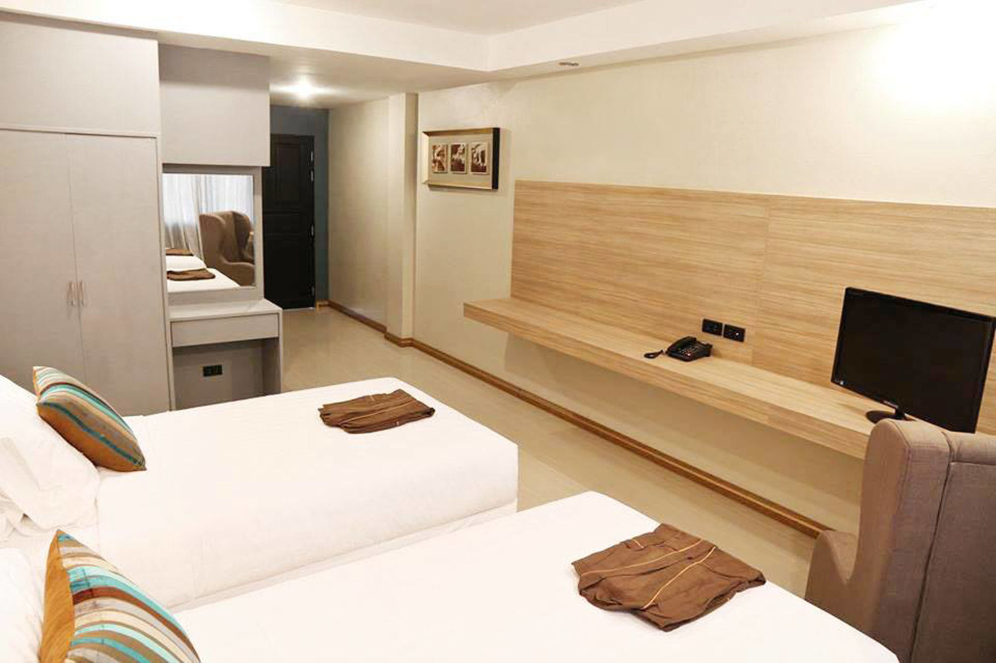Avana Laemchabang Hotel Si Racha Exterior foto